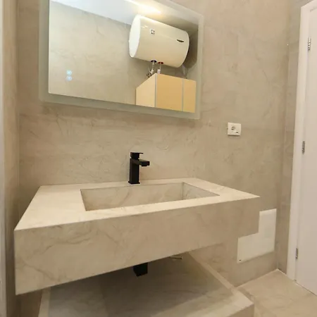 Lägenhet Seaside Serenity Serviced Apartment-vlore Lungomare Vlorë