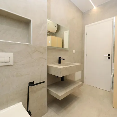 아파트 Seaside Serenity Serviced Apartment-vlore Lungomare *
